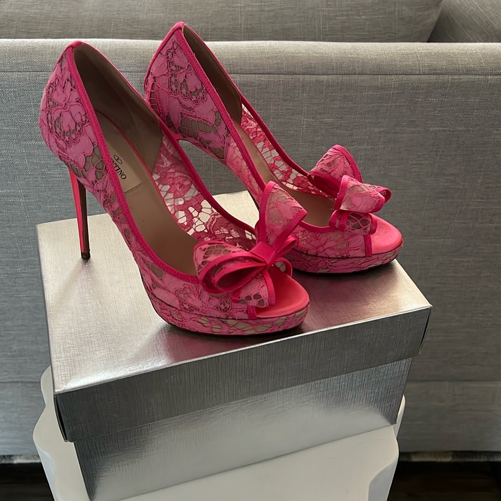 Valentino Pink Lace Bow Pumps